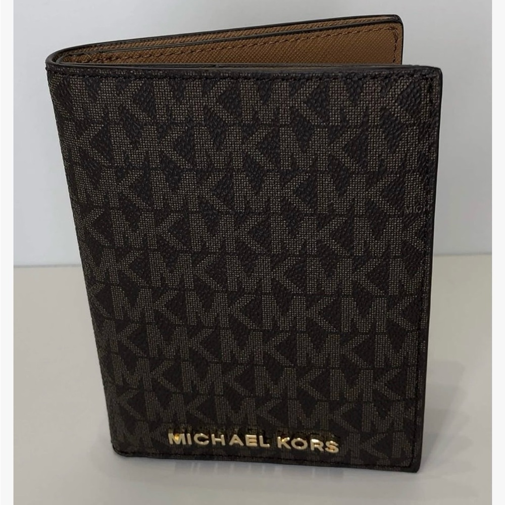 Michael Kors Monogram Key & Card Holder - Black and Brown NWOT - Picture 6 of 7